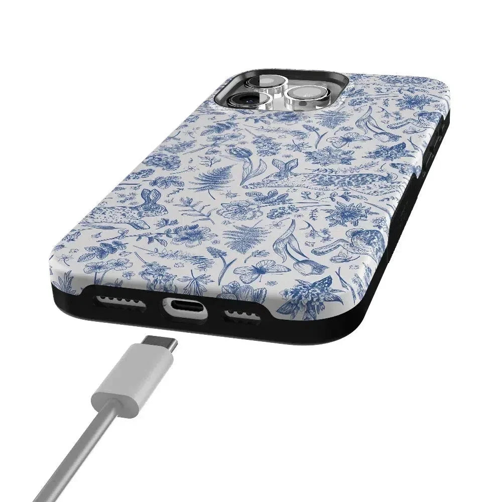 Hop & Bloom | Bunny Toile Case