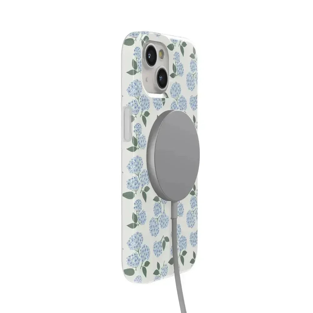 Nantucket Cottage | Blue Hydrangea Case
