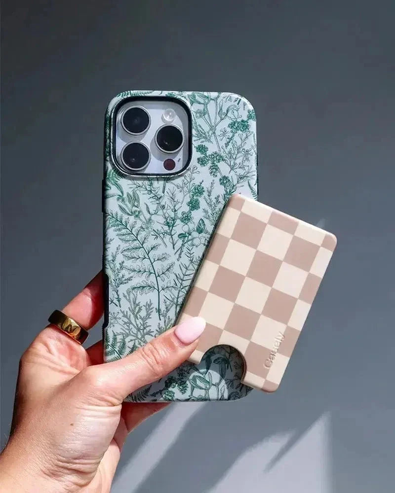 Fit Check | Neutral Checkerboard MagWallet