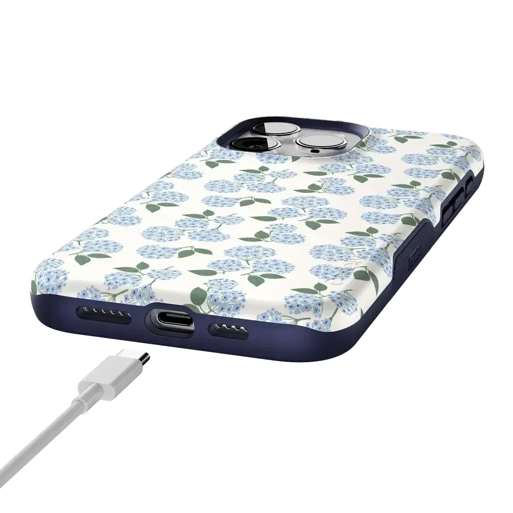 Nantucket Cottage | Blue Hydrangea Case