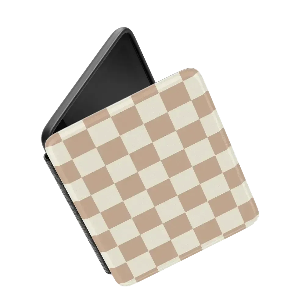 Fit Check | Neutral Checkerboard Kindle Case